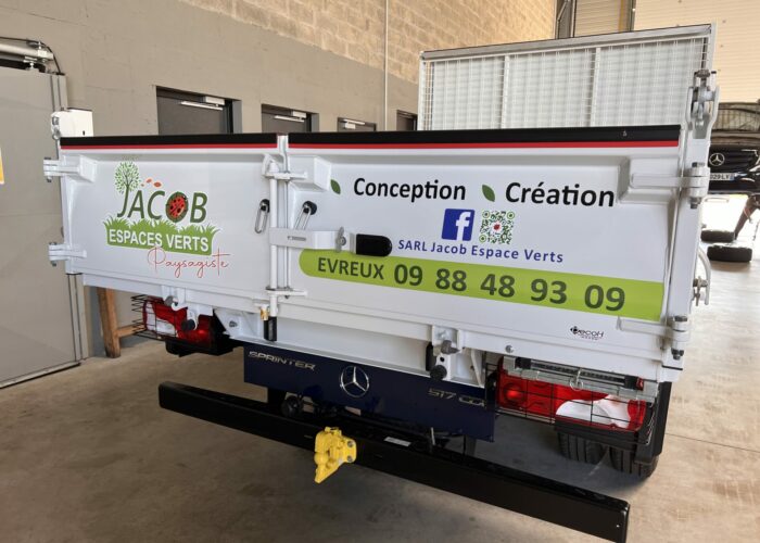Camion JACOB ESPACES VERTS